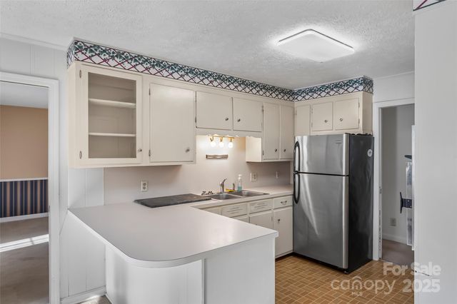 109 Dogwood Court, Morganton, NC 28655