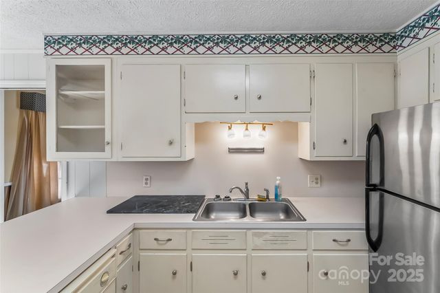 109 Dogwood Court, Morganton, NC 28655