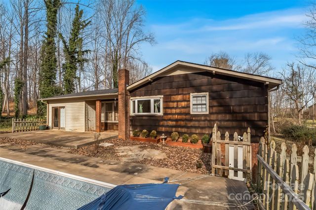 109 Dogwood Court, Morganton, NC 28655