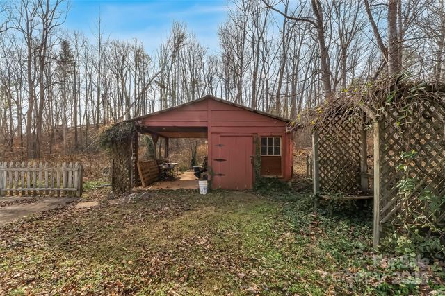 109 Dogwood Court, Morganton, NC 28655