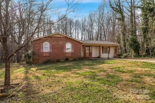 109 Dogwood Court, Morganton, NC 28655