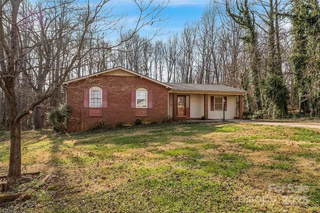 109 Dogwood Court, Morganton, NC 28655