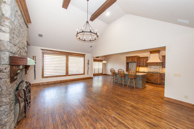 211 E 127th Street S, Jenks, OK 74037