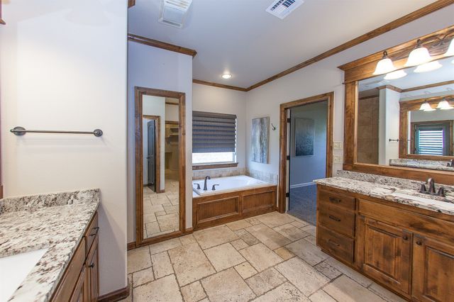 211 E 127th Street S, Jenks, OK 74037
