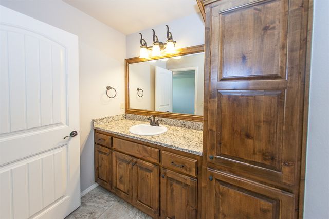 211 E 127th Street S, Jenks, OK 74037