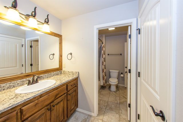 211 E 127th Street S, Jenks, OK 74037