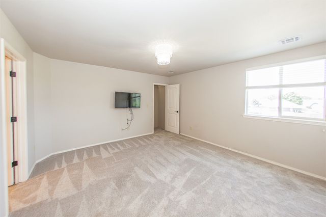 211 E 127th Street S, Jenks, OK 74037