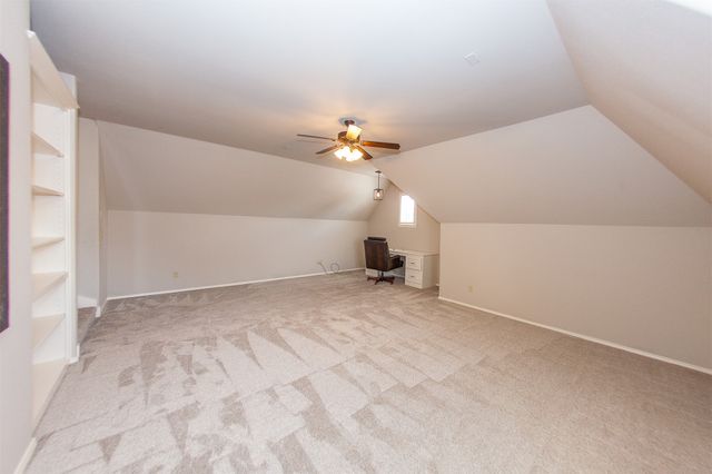 211 E 127th Street S, Jenks, OK 74037