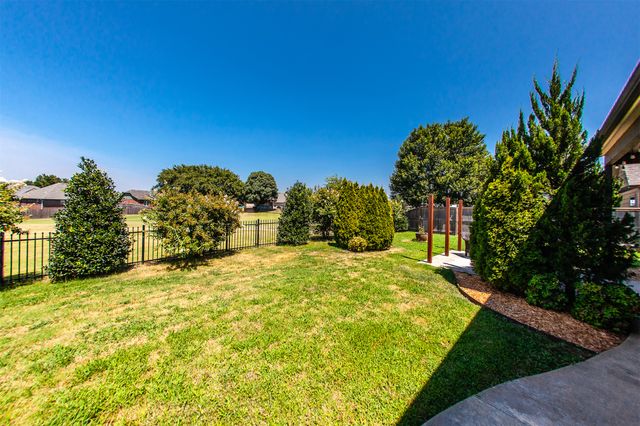 211 E 127th Street S, Jenks, OK 74037