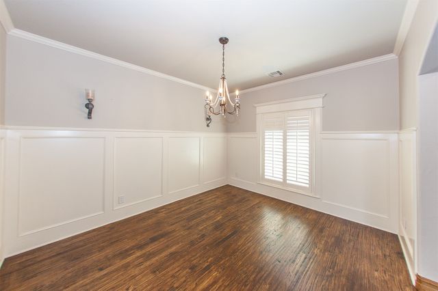 211 E 127th Street S, Jenks, OK 74037