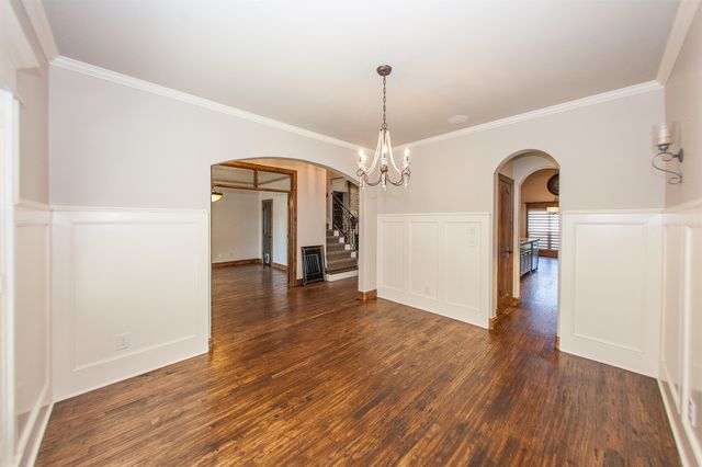 211 E 127th Street S, Jenks, OK 74037