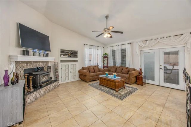 13997 Riverside, Apple Valley, CA 92307