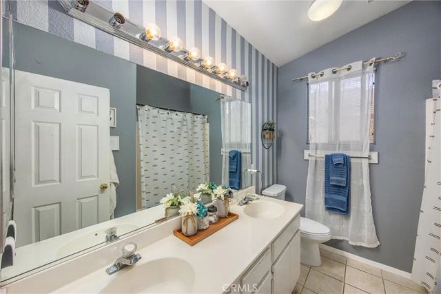 13997 Riverside, Apple Valley, CA 92307