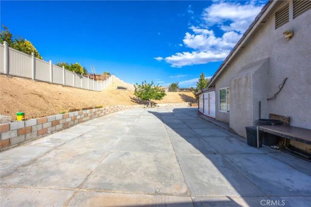 13997 Riverside, Apple Valley, CA 92307