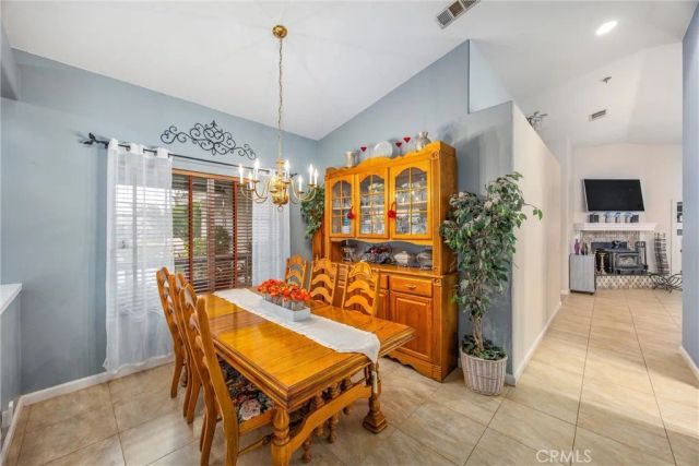 13997 Riverside, Apple Valley, CA 92307