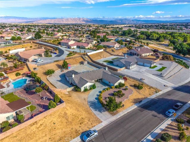 13997 Riverside, Apple Valley, CA 92307