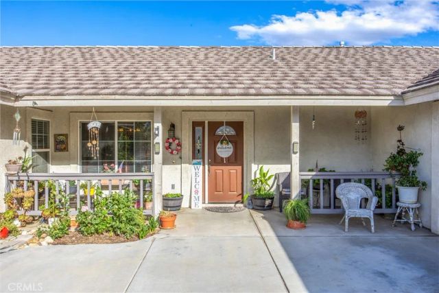 13997 Riverside, Apple Valley, CA 92307