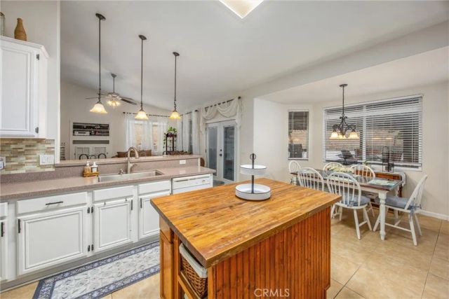 13997 Riverside, Apple Valley, CA 92307