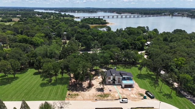 17 Sapphire Way, Caney City, TX 75148