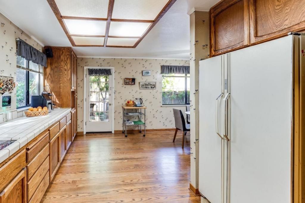 Image 11 of property listing at 10675 Clubhouse Lane, Cupertino, CA 95014