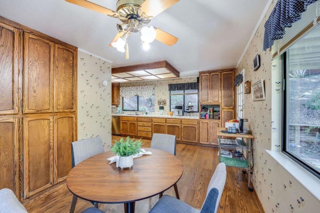Image 12 of property listing at 10675 Clubhouse Lane, Cupertino, CA 95014