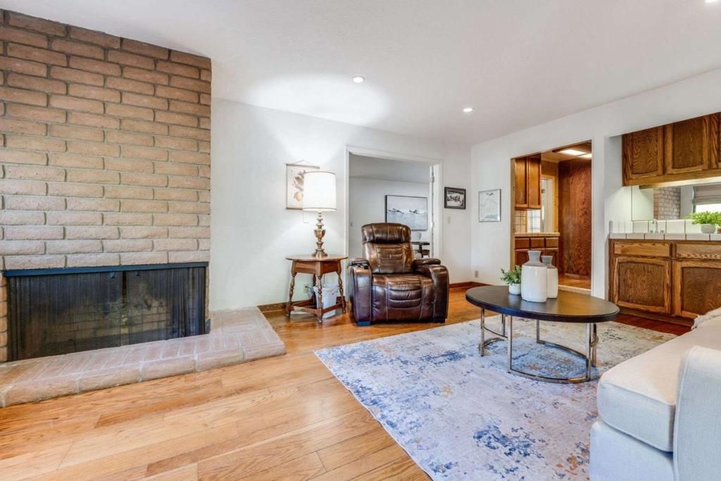 Image 15 of property listing at 10675 Clubhouse Lane, Cupertino, CA 95014