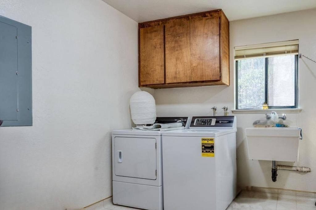 Image 29 of property listing at 10675 Clubhouse Lane, Cupertino, CA 95014