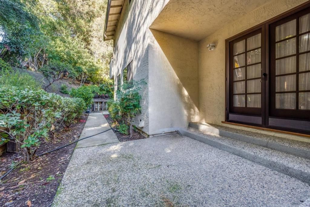 Image 34 of property listing at 10675 Clubhouse Lane, Cupertino, CA 95014