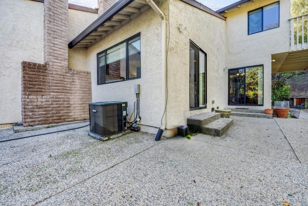 Image 37 of property listing at 10675 Clubhouse Lane, Cupertino, CA 95014