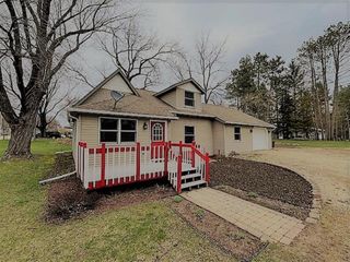 N5470 COUNTY ROAD W, Wild Rose, WI 54984