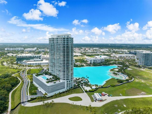 2411 Laguna Circle 2803, Miami, FL 33181