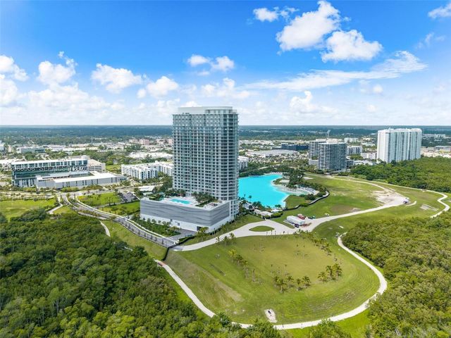 2411 Laguna Circle 2803, Miami, FL 33181