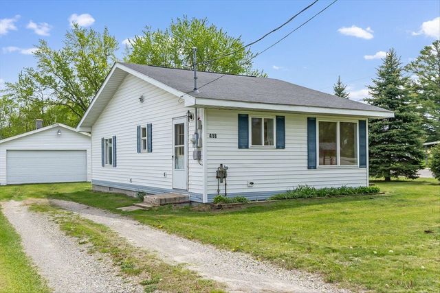 418 East Main Street, Hale, MI 48739