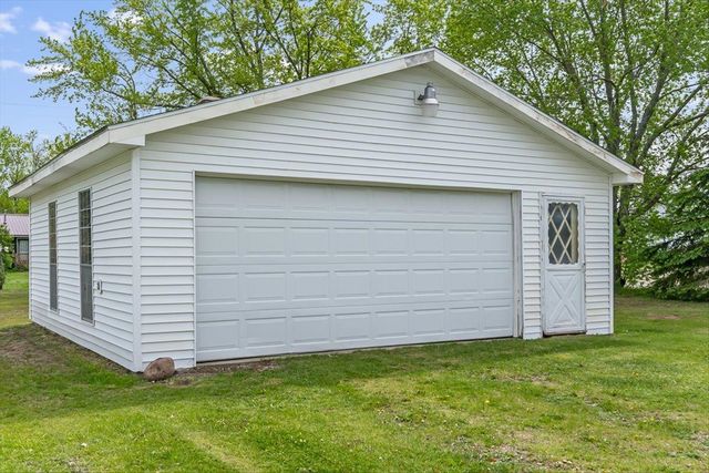 418 East Main Street, Hale, MI 48739