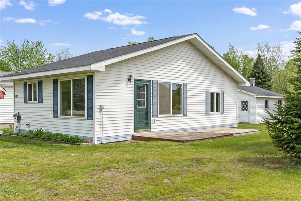 418 East Main Street, Hale, MI 48739