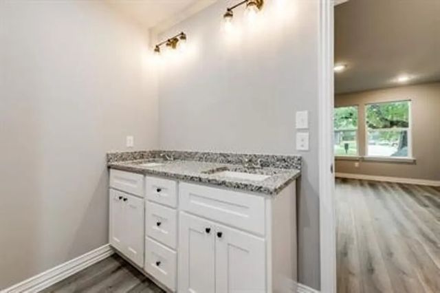 1118 Oak Drive, Denison, TX 75020