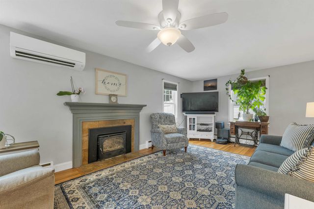 2 Belmont Circle, Hampton, NH 03842