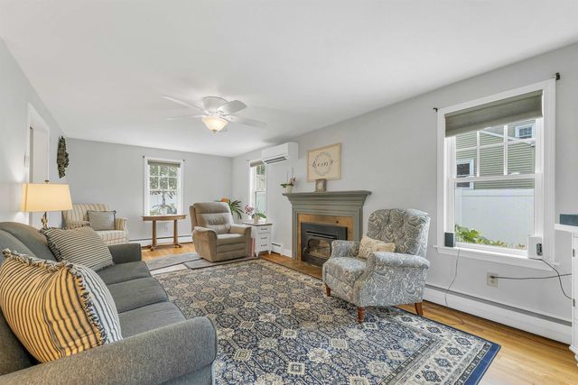 2 Belmont Circle, Hampton, NH 03842