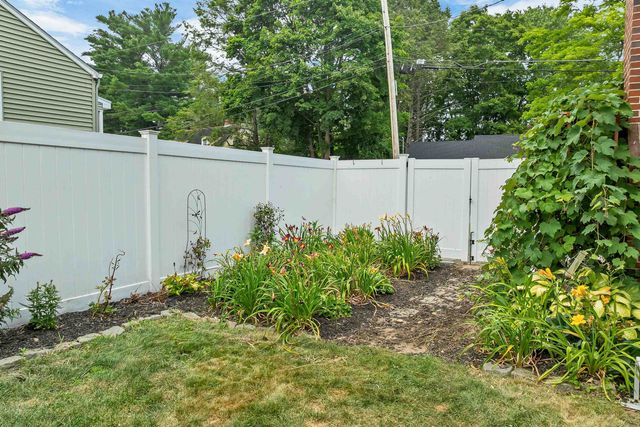 2 Belmont Circle, Hampton, NH 03842