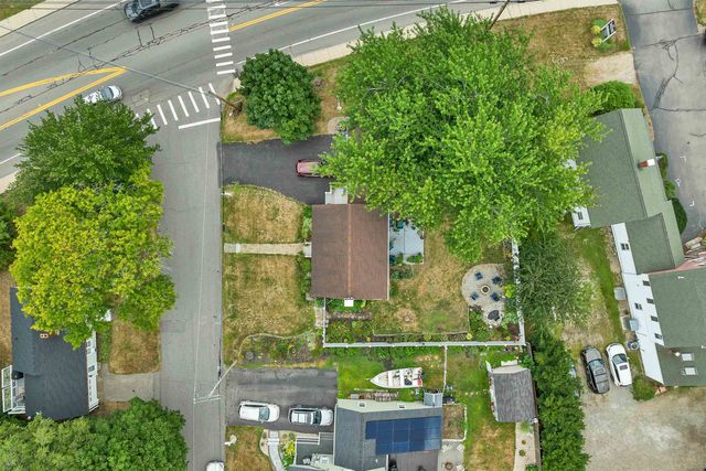 2 Belmont Circle, Hampton, NH 03842