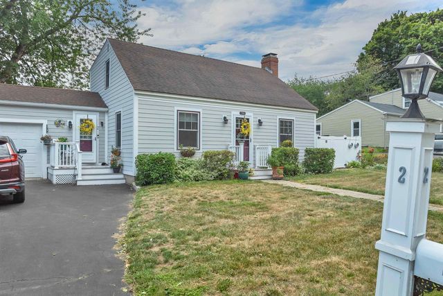 2 Belmont Circle, Hampton, NH 03842