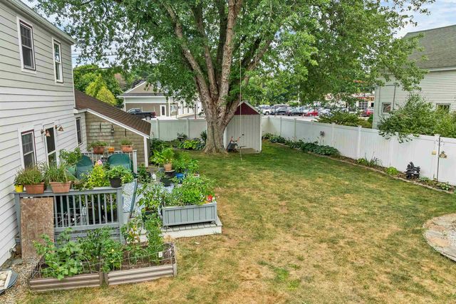2 Belmont Circle, Hampton, NH 03842