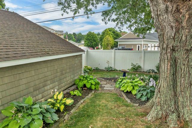 2 Belmont Circle, Hampton, NH 03842