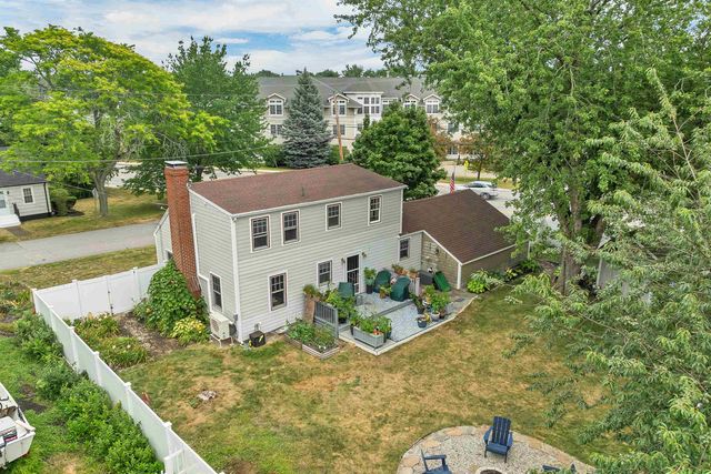 2 Belmont Circle, Hampton, NH 03842