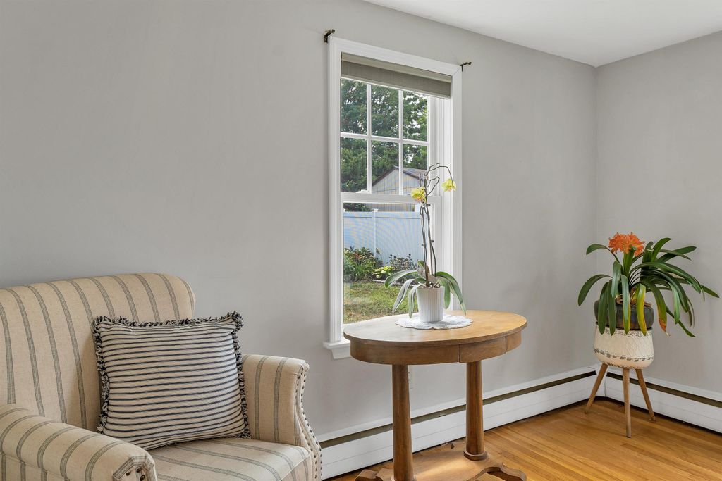 Image 16 of property listing at 2 Belmont Circle, Hampton, NH 03842