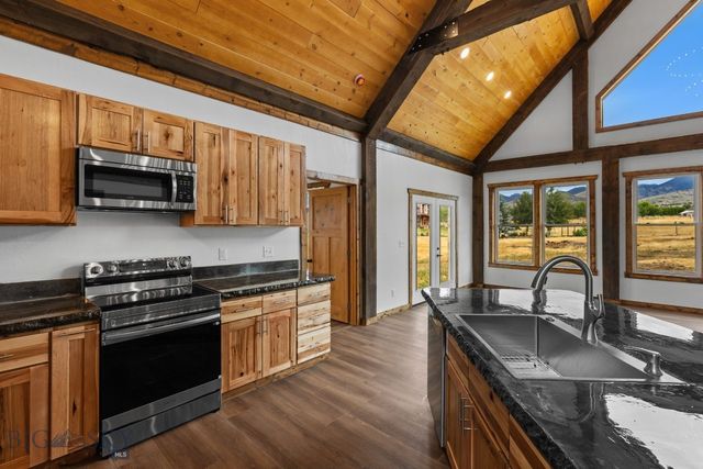 3 Hawks Court, Sheridan, MT 59749