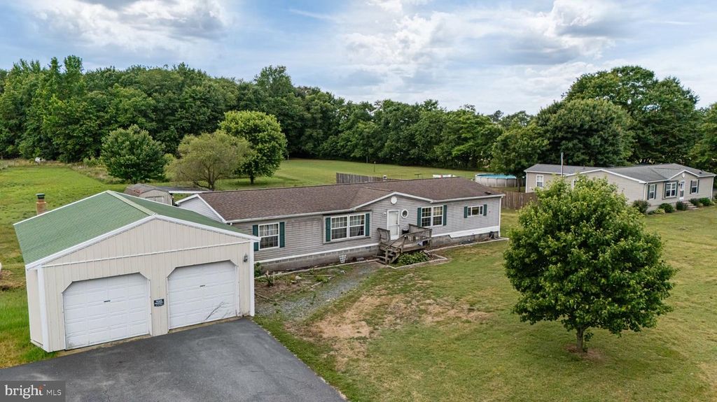 27864 LAYTON RD, Laurel, DE 19956