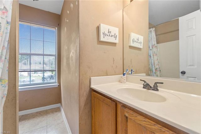 13 Valentine CT, Hampton, VA 23666