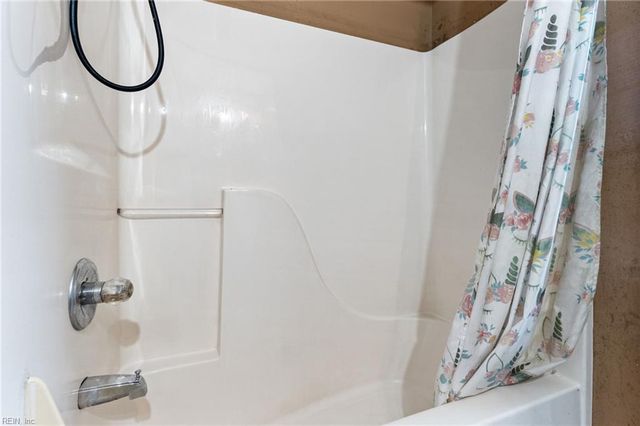 13 Valentine CT, Hampton, VA 23666