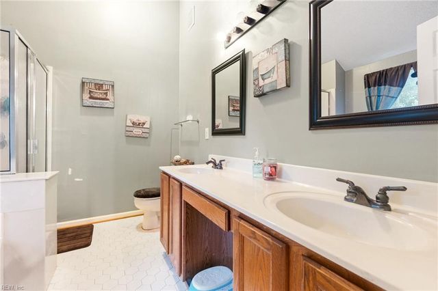 13 Valentine CT, Hampton, VA 23666
